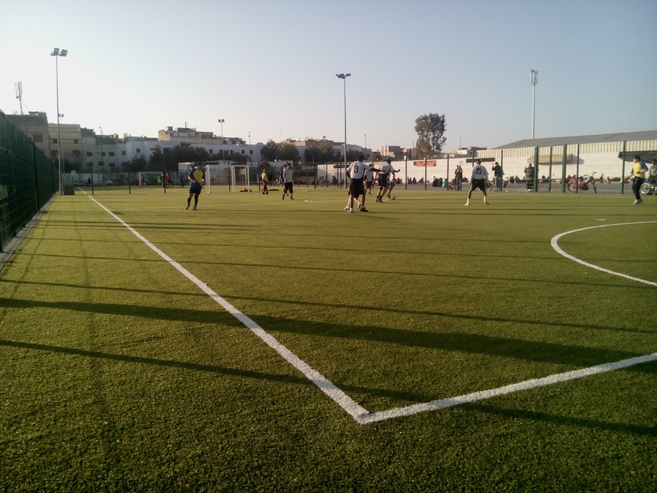 ملاعب القرب - القرية قطاع 8 - Salé