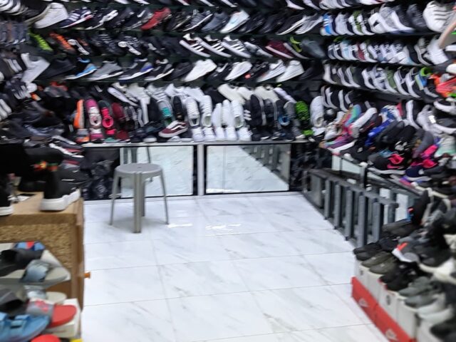 hassane benyahya بائع الاحدية - Berkane - +212 613-583697