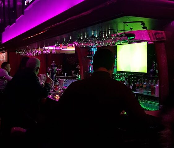 Londons pub tanger - Tanger - +212 672-181991