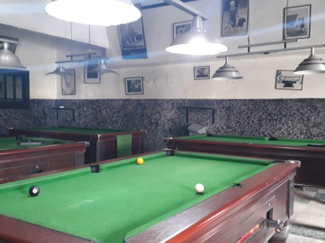 L'Equateur Salle de Jeux et Billard - Casablanca - +212 653-523555