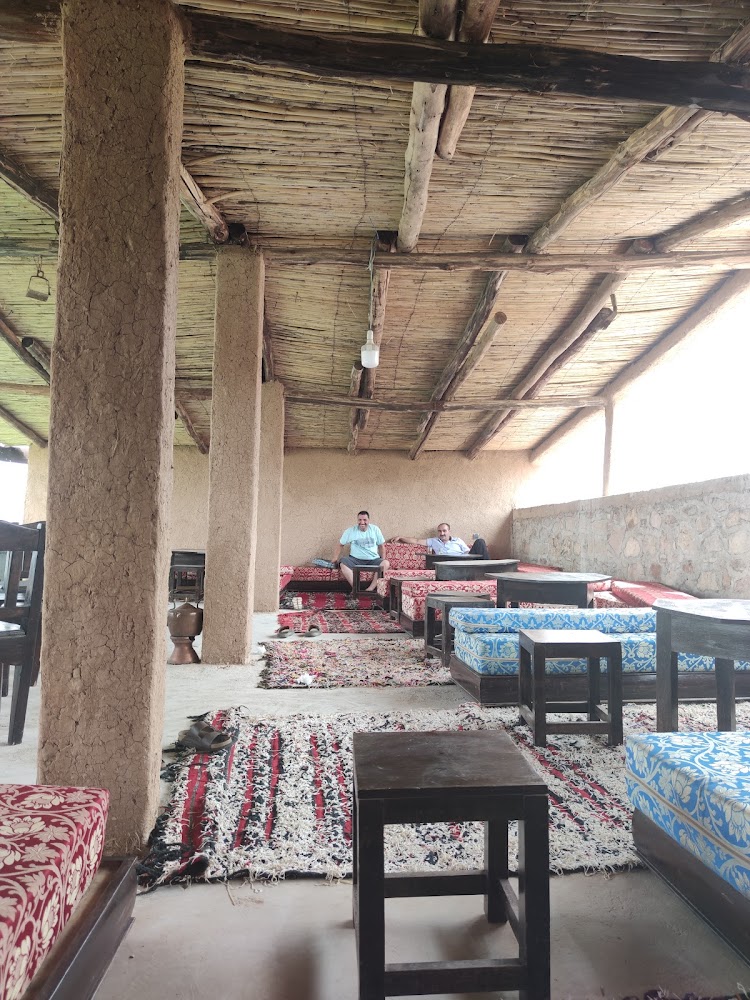 La Table D'amjrar - El-Hajeb