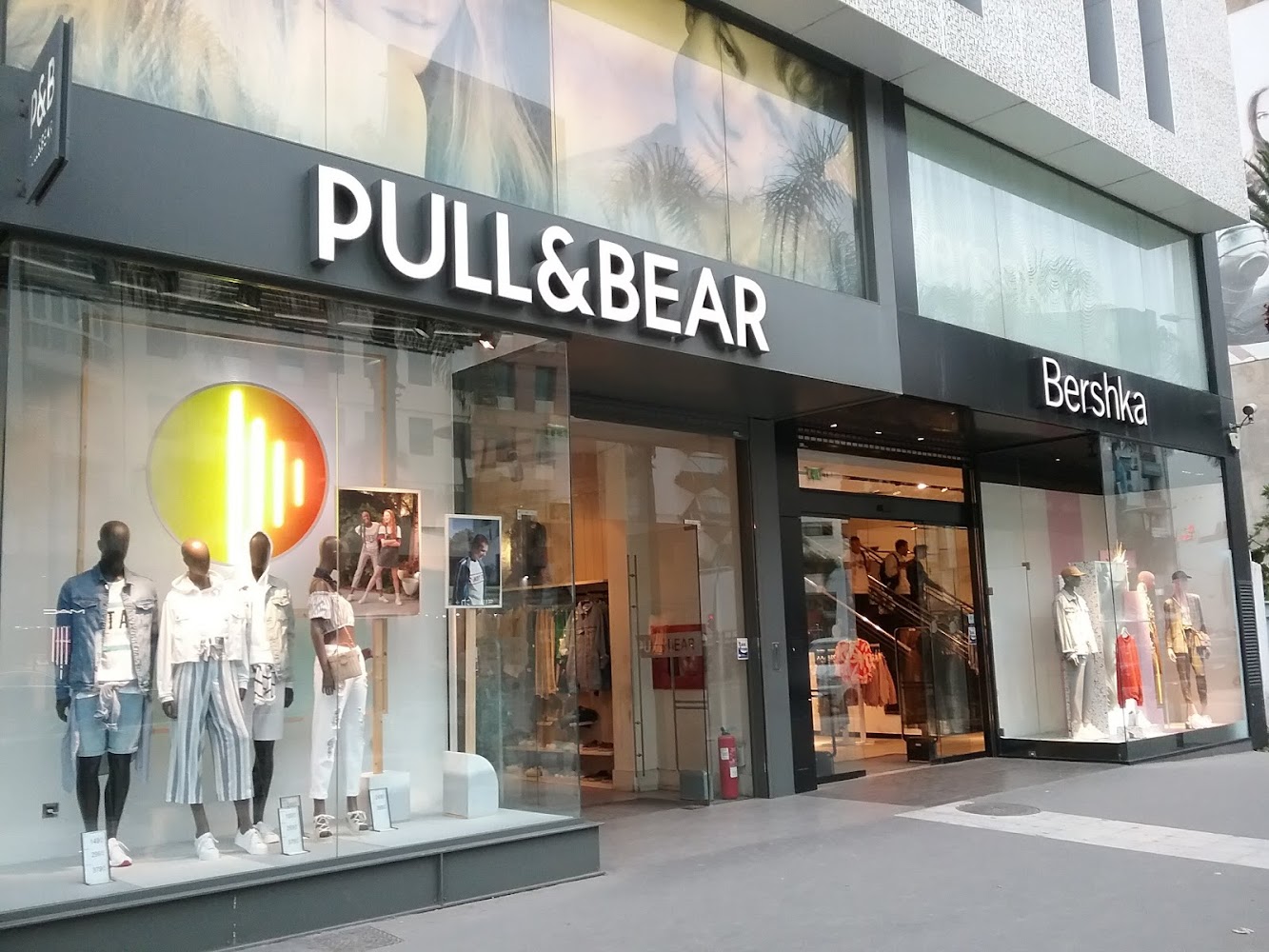 Pull & Bear