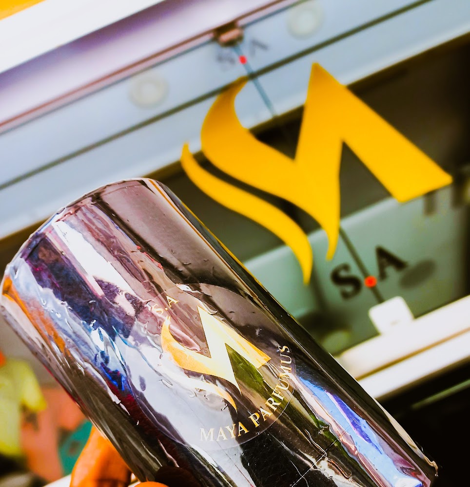 Maya shop