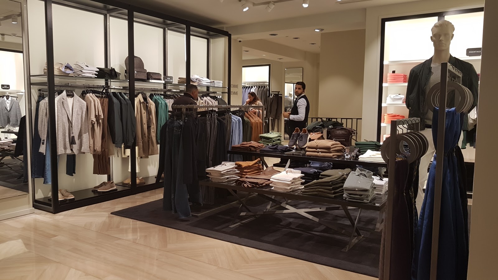 Massimo Dutti