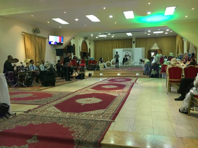 قاعة ومحطة وقود الريحان - Béni Mellal -