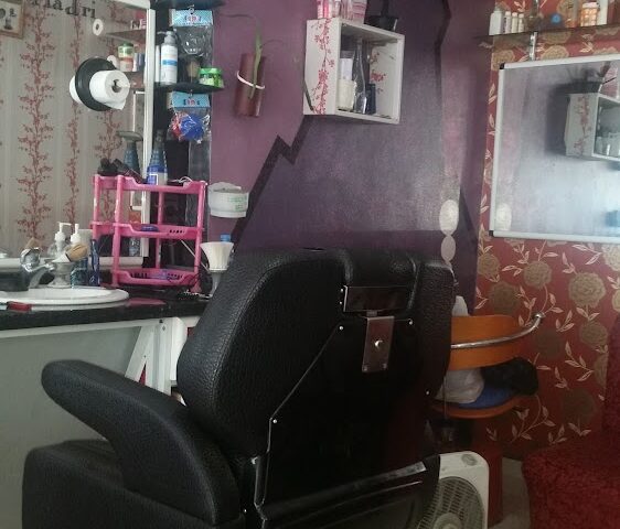 حلاقة بيصة عبد الله لرجالcoiffenr peluqueria - Fnideq - +212 670-826464
