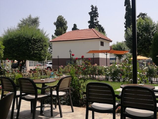 Café RANIA - El-Hajeb - +212 5355-41879