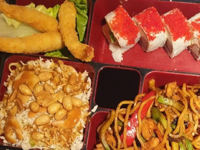 Matcha sushi - Fès - +212 5359-32856