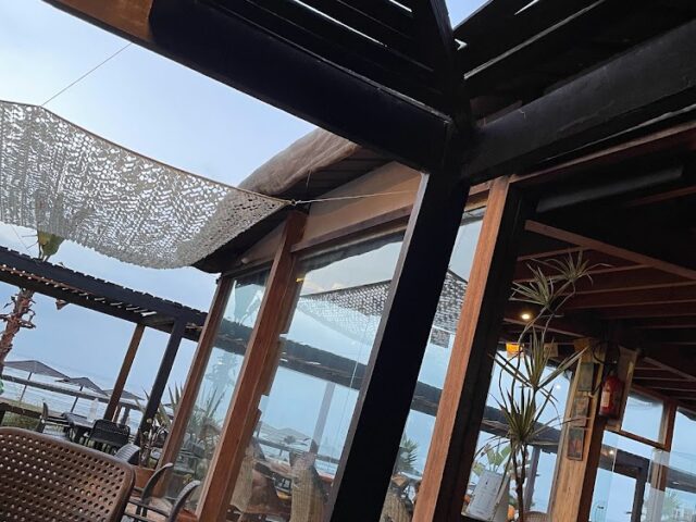 Sunny Beach - Restaurant - plage privée - Casablanca - +212 665-656533