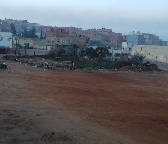 ملعب كرة القدم للحي - Meknès -