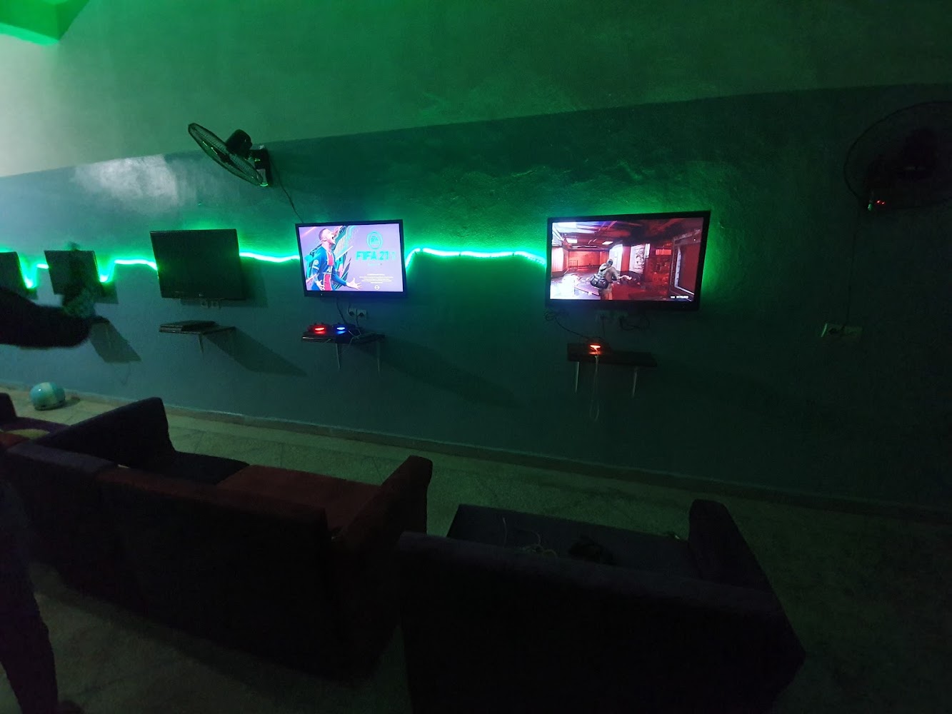 Playstation room agdz - Agdz -