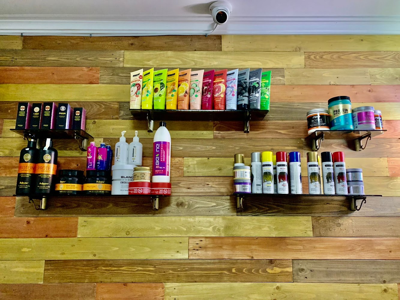 Black joker   barbershop - Essaouira