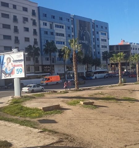 LC Waikiki - Nador - +212 626-208492