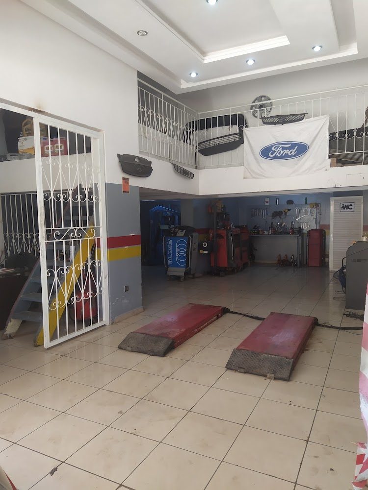 RÉPARATEUR AUTOMOBILE FCMR.AUTO