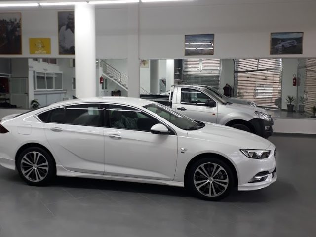 Arafat Auto - Oujda - +212 5365-10215