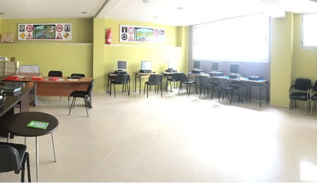 Auto Ecole LARHRIB - Tazaa - +212 5356-73910