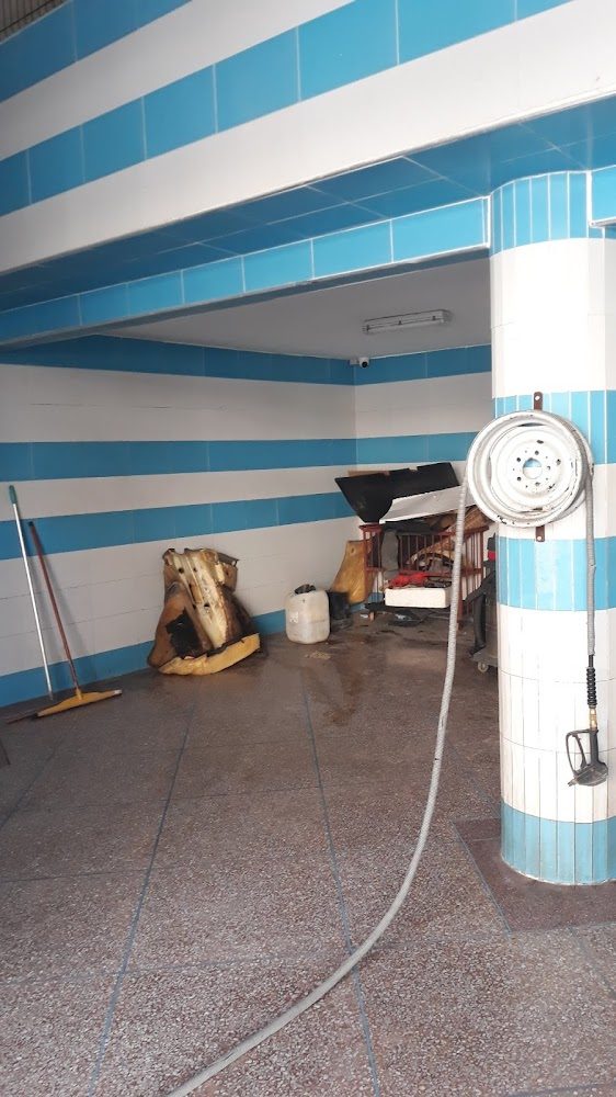 Luxe Lavage