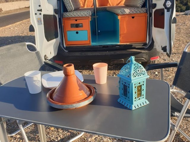 Namaste car camper - Essaouira - +212 635-037706