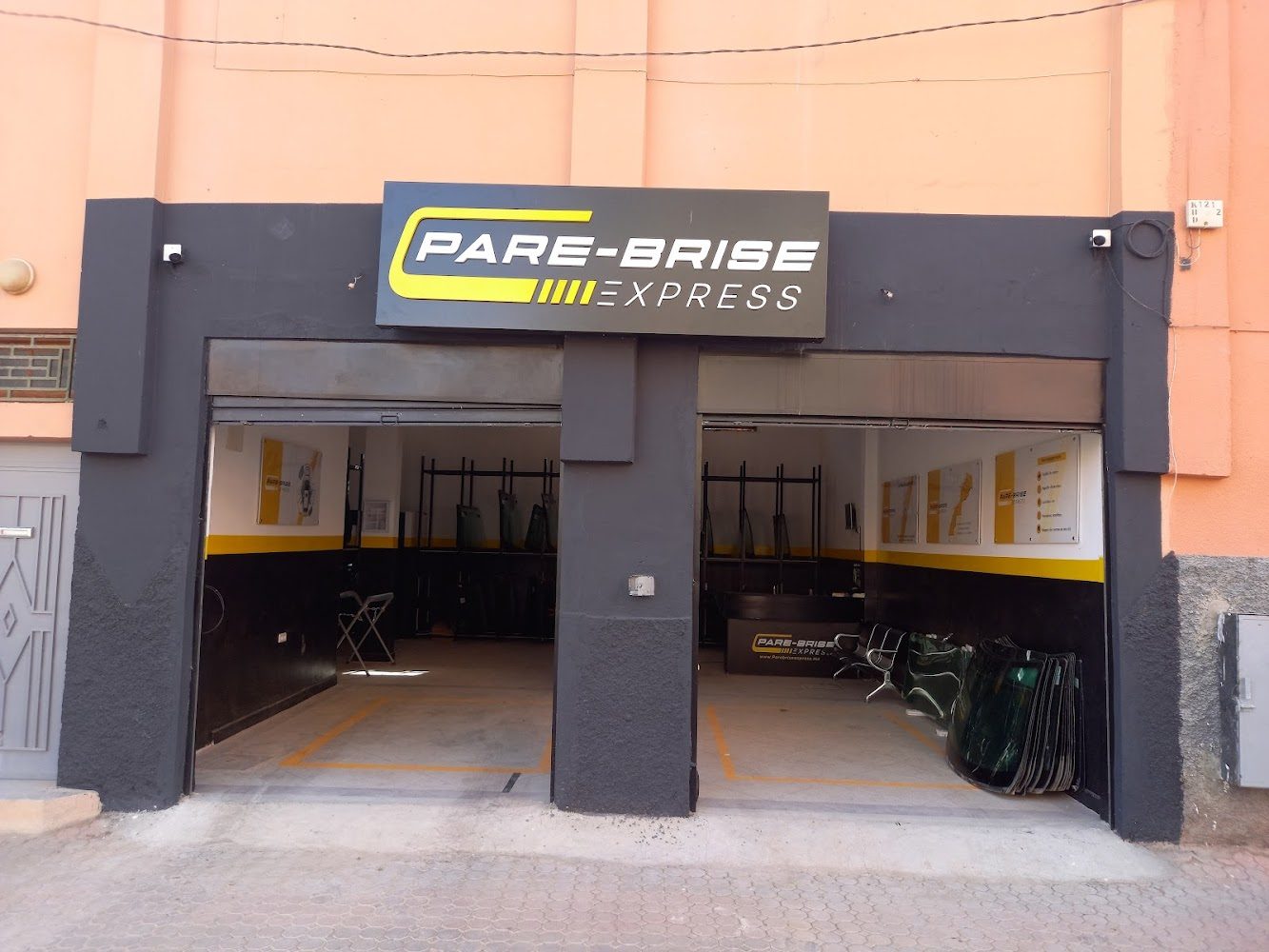 PARE-BRISE Express