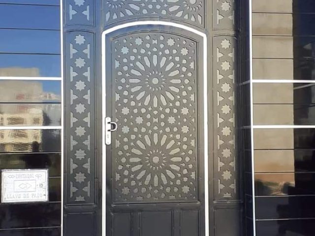 Location de voiture (Intercontinental) - Al-Aroui - +212 5363-63623