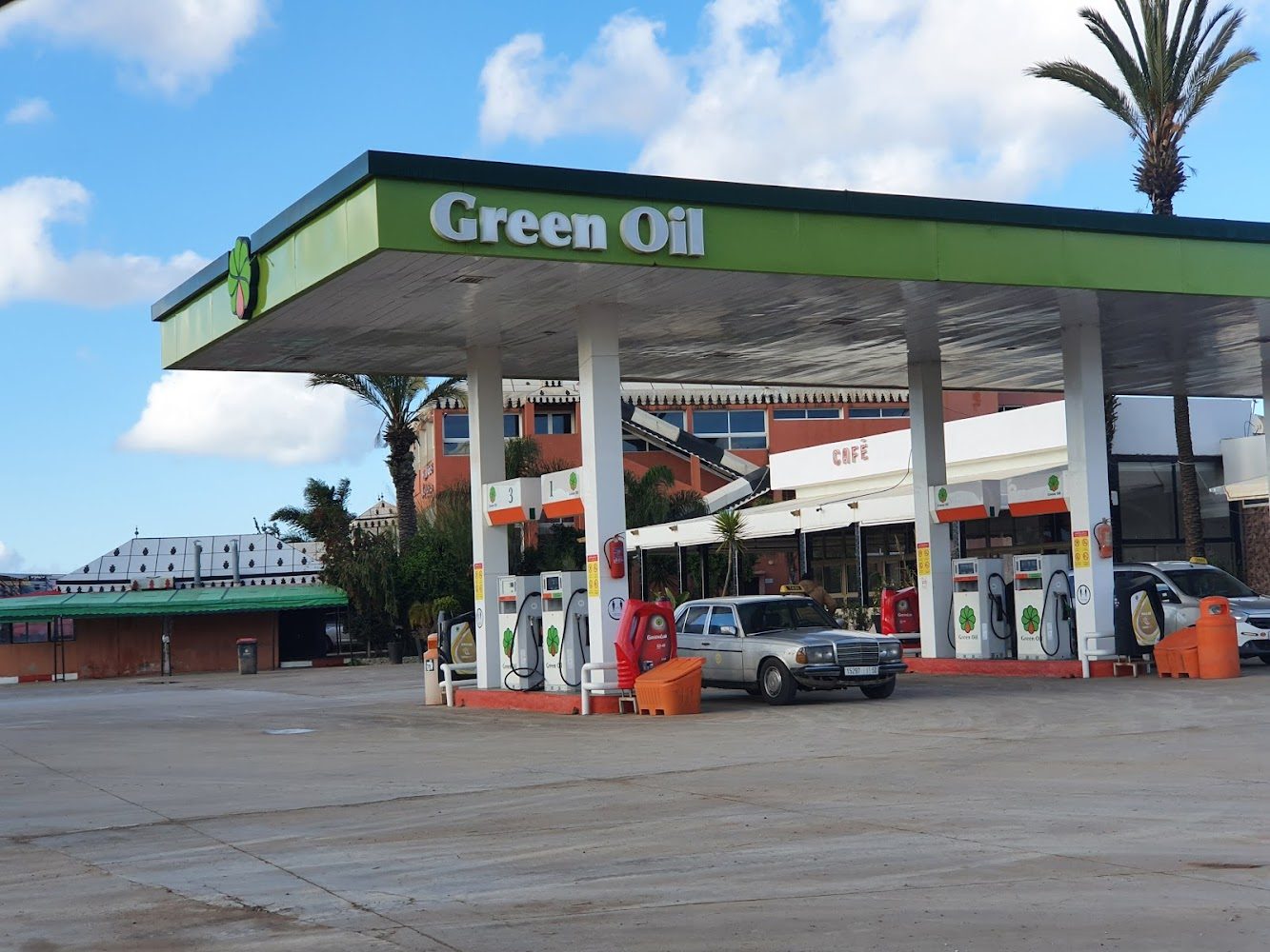 Station Green Oil