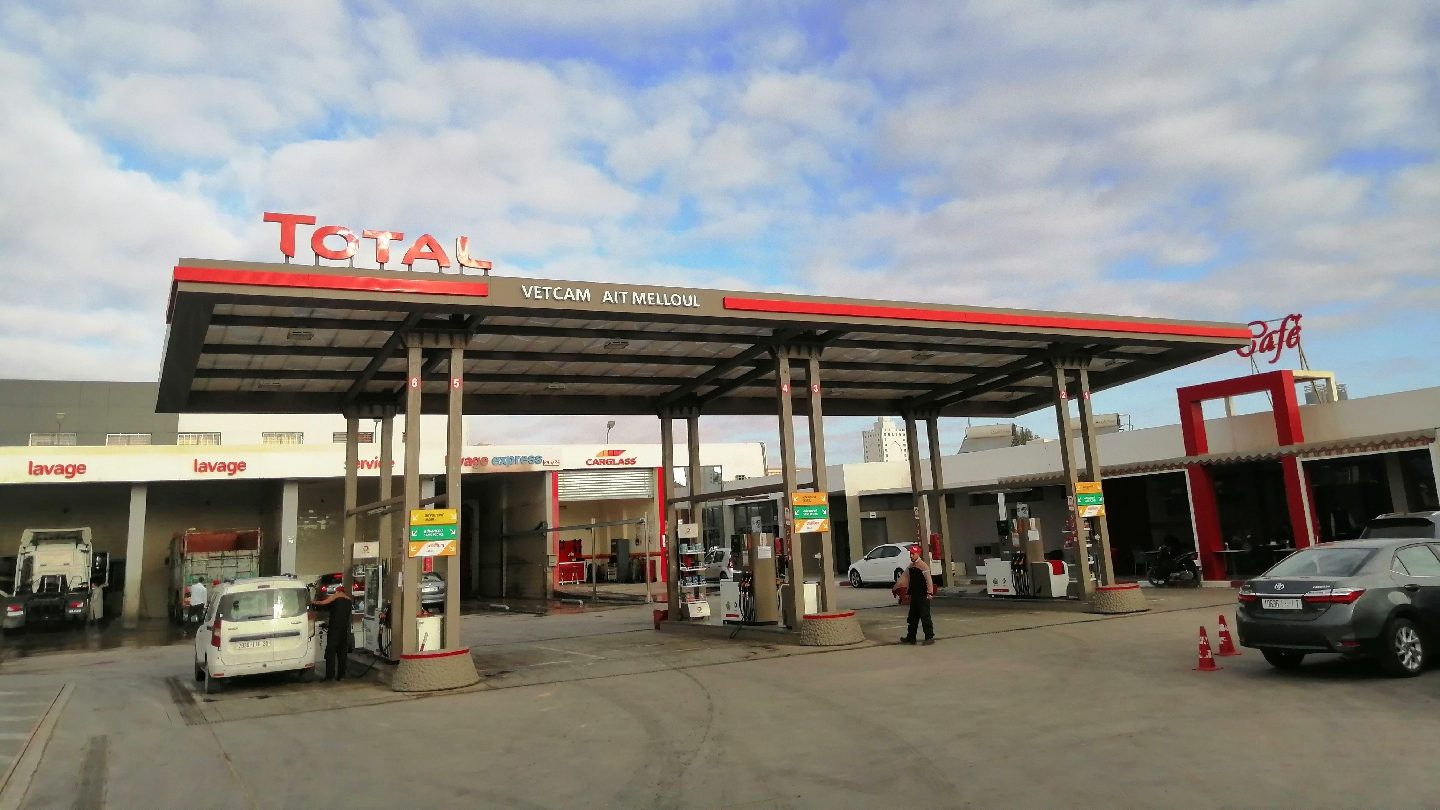 Station TOTAL 10