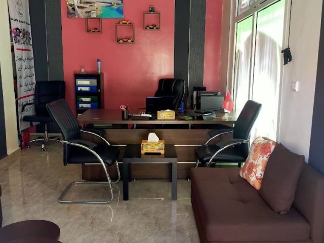 Veranda Car - Meknès - +212 632-700171
