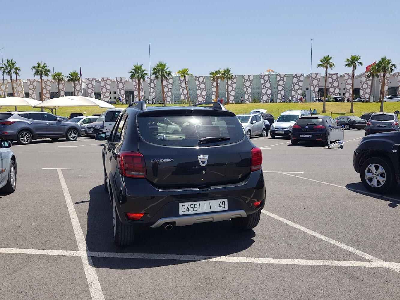 Cheraa.car Location