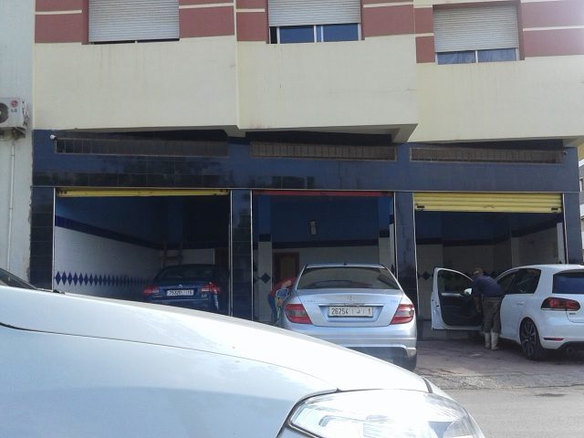 LAVAGE AUTO CHEZ CHEBKI ( LES VOITURES ET LES TAPIS ) - Témara - +212 658-742052