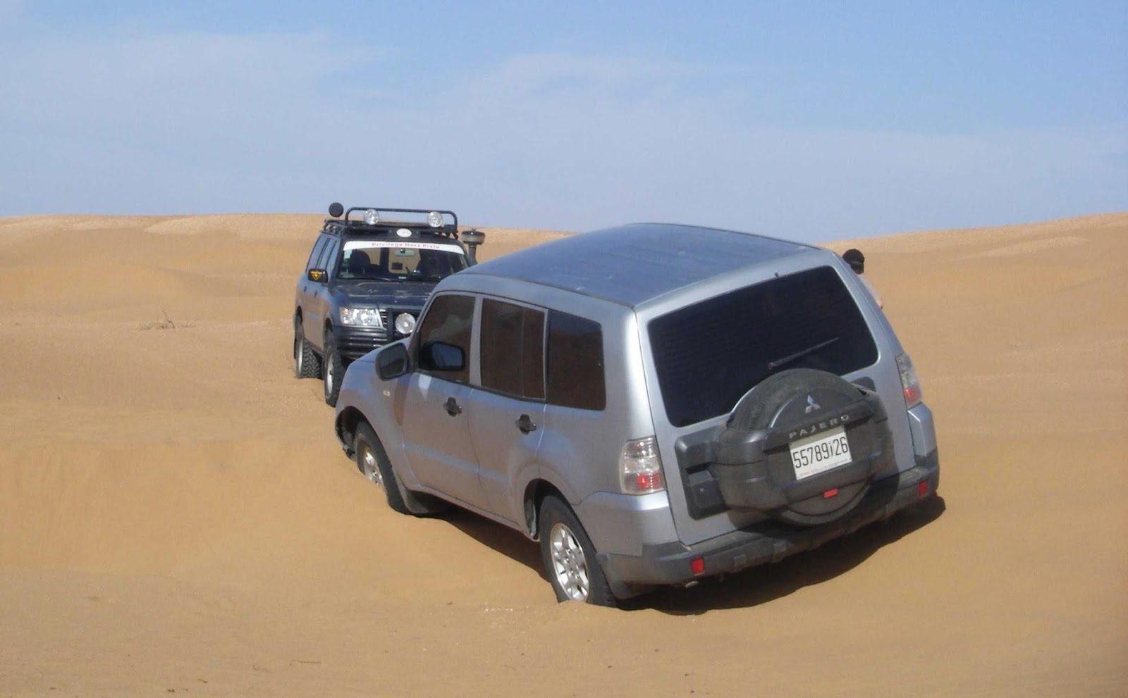 Leader Travel Services