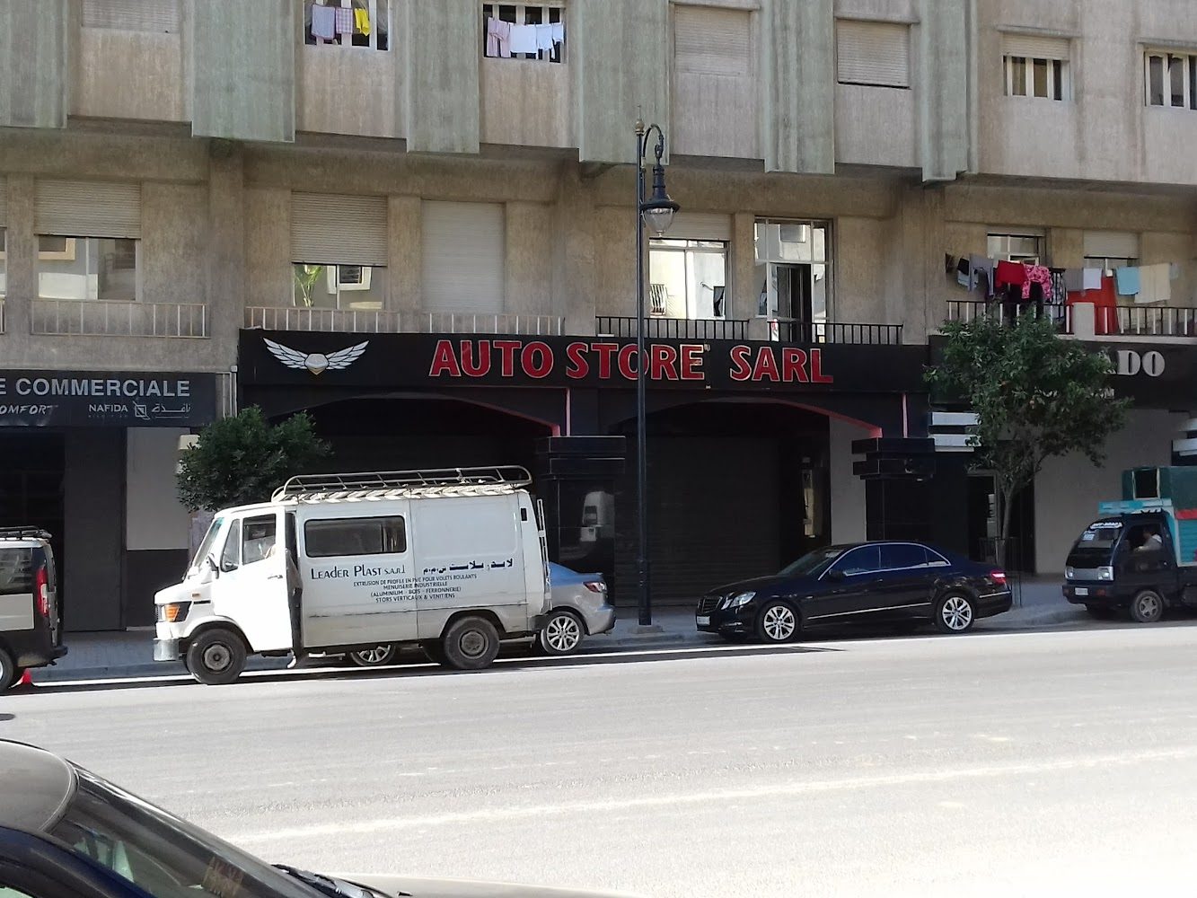 Auto Store SARL