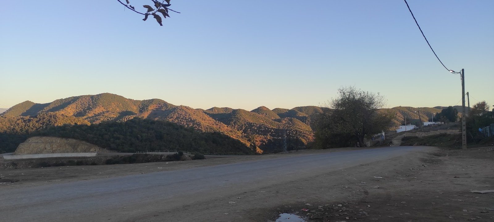 Tazrout l qolla