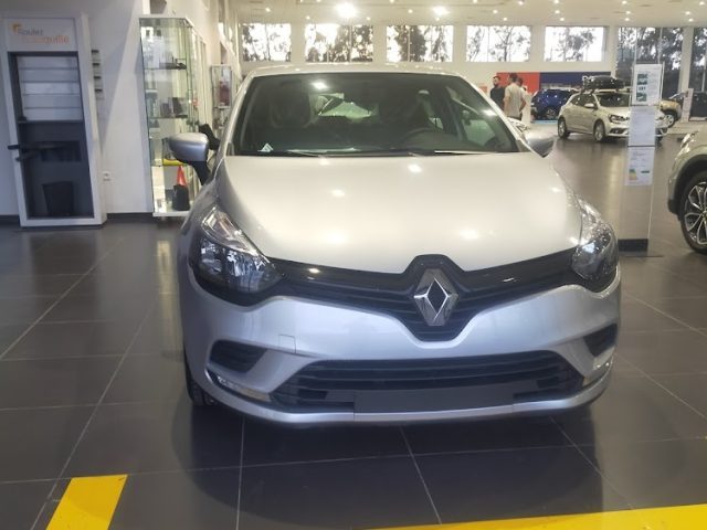 Location de voiture Elyandouzi Car - Tazaa - +212 659-089346