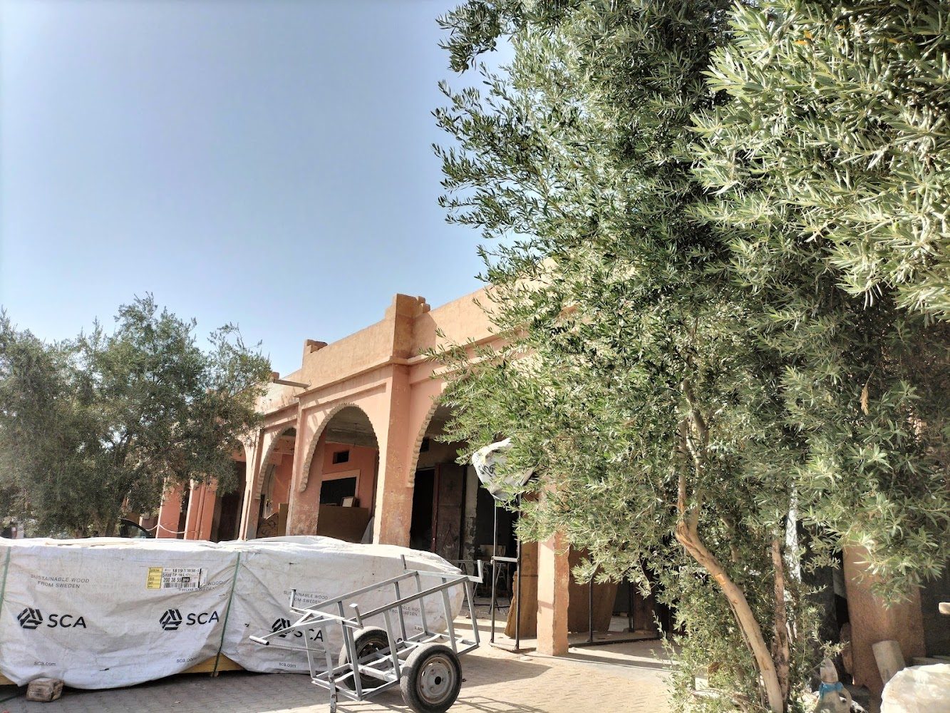 EL MALIKI TRADING