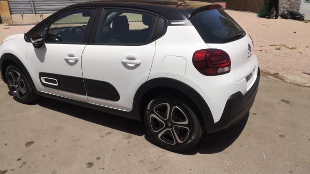 Ste Fdili atlas car