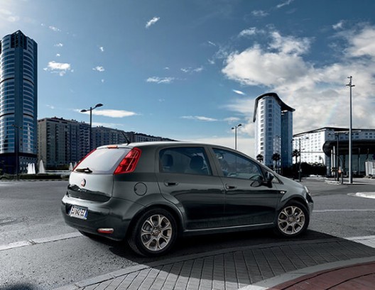 FIAT PUNTO,Punto 1.3 easy - Prix Maroc