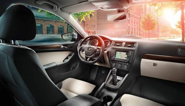 VOLKSWAGEN JETTA,2.0 tdi carat bvm - Prix Maroc