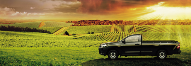 TOYOTA - TOYOTA HILUX