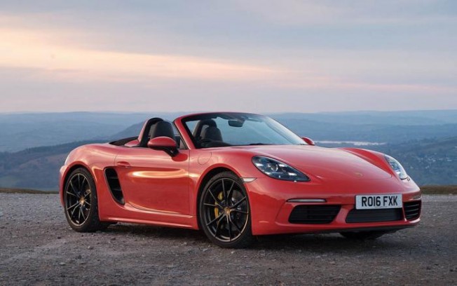 PORSCHE - PORSCHE 718 BOXSTER