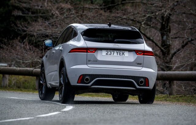 JAGUAR E-PACE,2.0 l diesel i4 204 ch awd auto s - Prix Maroc