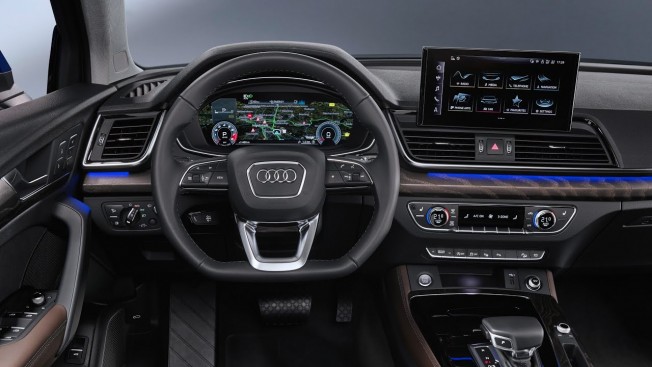 AUDI - AUDI Q5