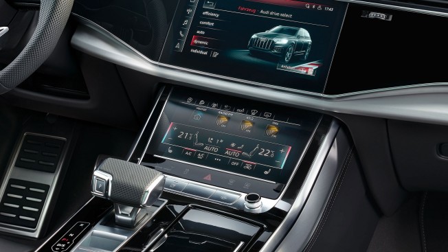 AUDI - AUDI Q7
