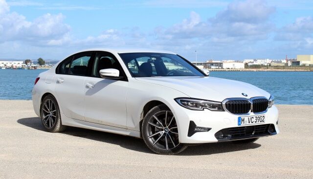 BMW SERIE 3,318d pack m - Prix Maroc