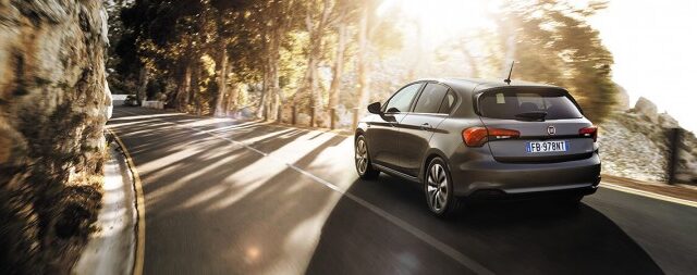 FIAT TIPO HATCHBACK,1.6 l multijet lounge dct - Prix Maroc