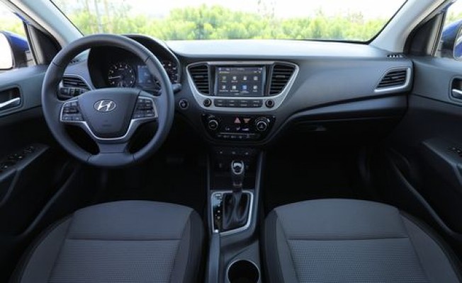 HYUNDAI - HYUNDAI ACCENT