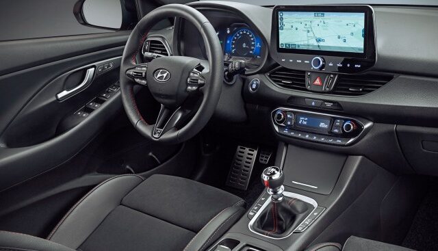 HYUNDAI I30,1.6 l dtci seductive mt - Prix Maroc