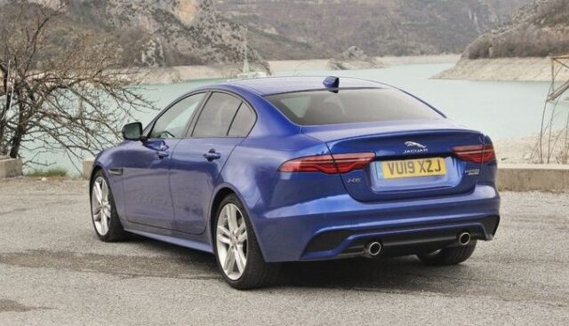 JAGUAR XE,2.0 l diesel i4 204 ch rwd auto r-dyn s - Prix Maroc