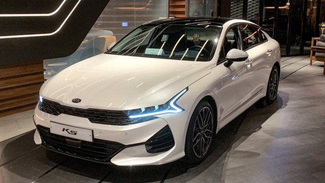 KIA - KIA K5