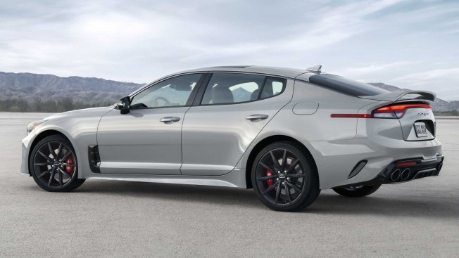 KIA - KIA STINGER