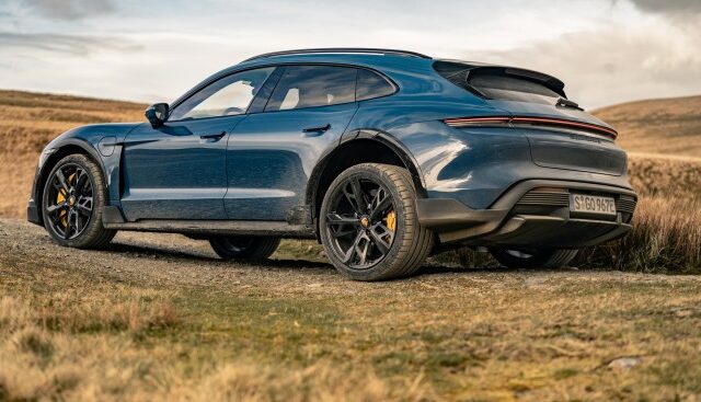 PORSCHE TAYCAN CROSS TURISMO,Cross turismo - Prix Maroc